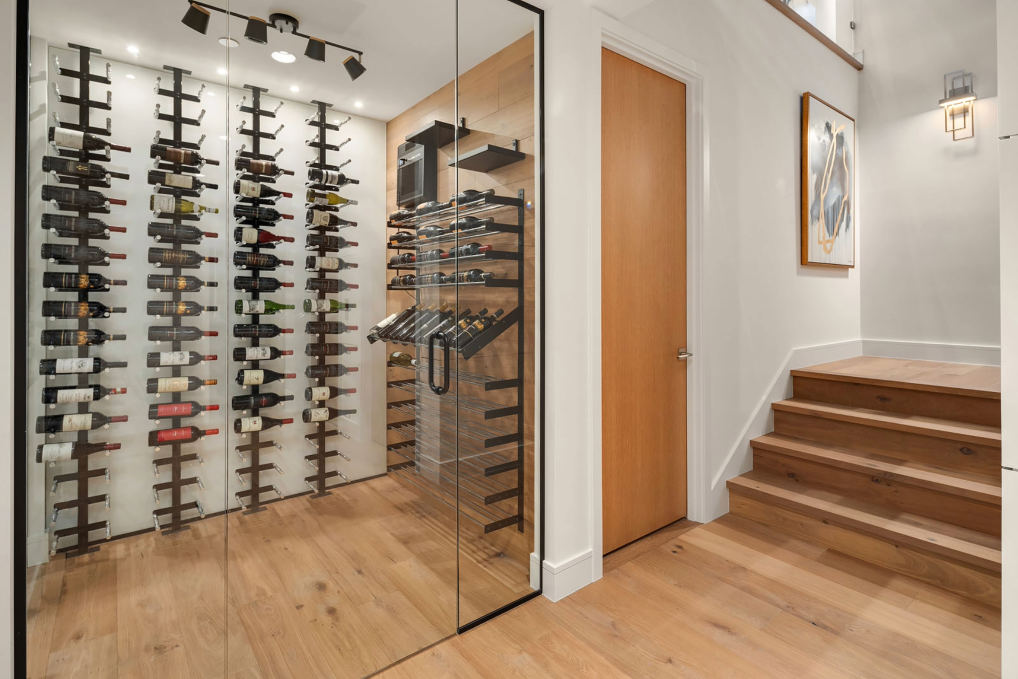 Wall Wine Holders Metal Racks - Stylish Storage Solutions